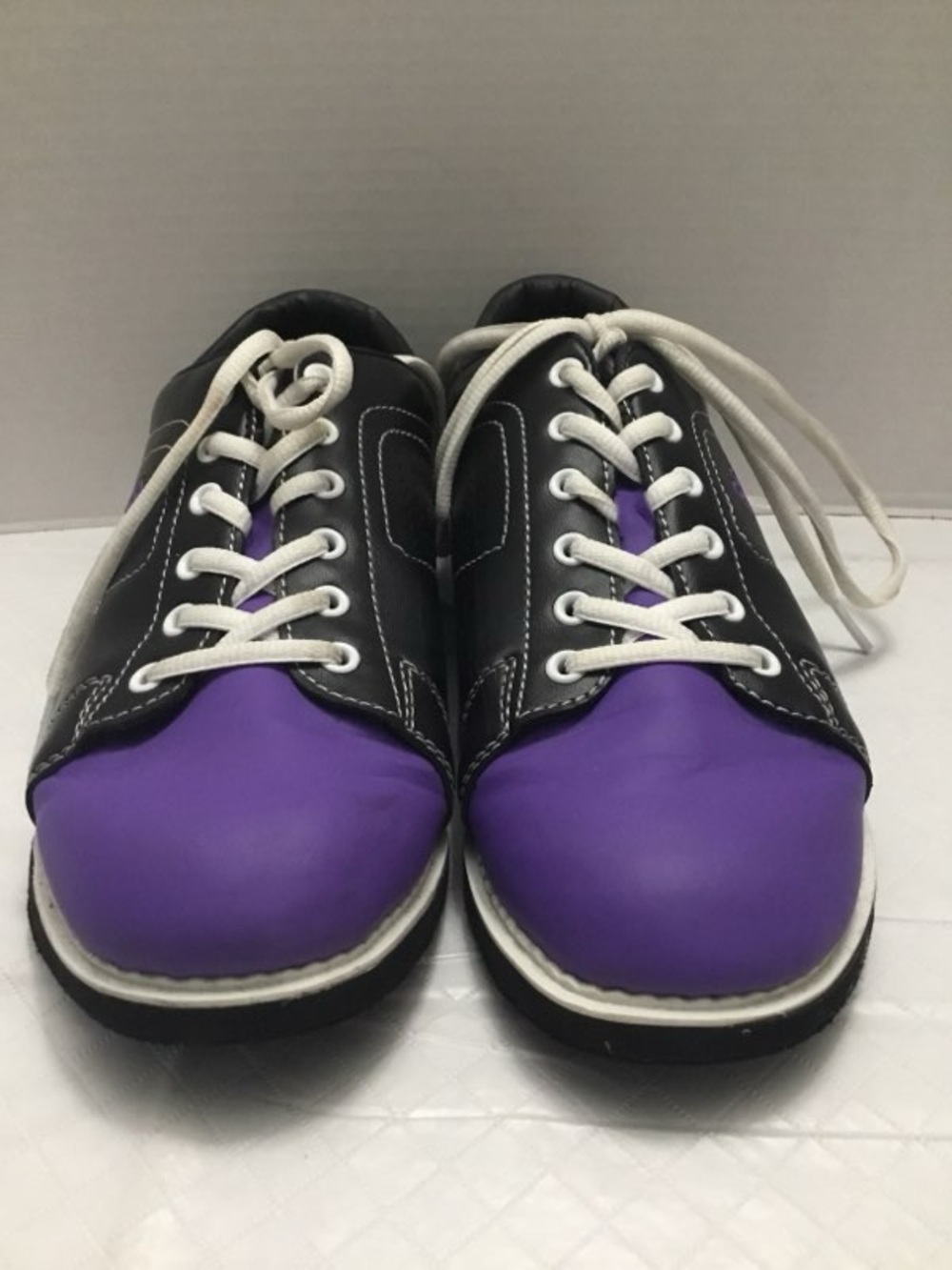 Black and Purple Lace-Up Bowling Shoes size 9